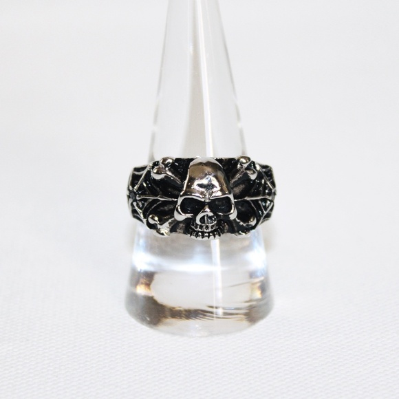 Other - ☃️ 2/$18 Skull Ring, Stainless Steel
